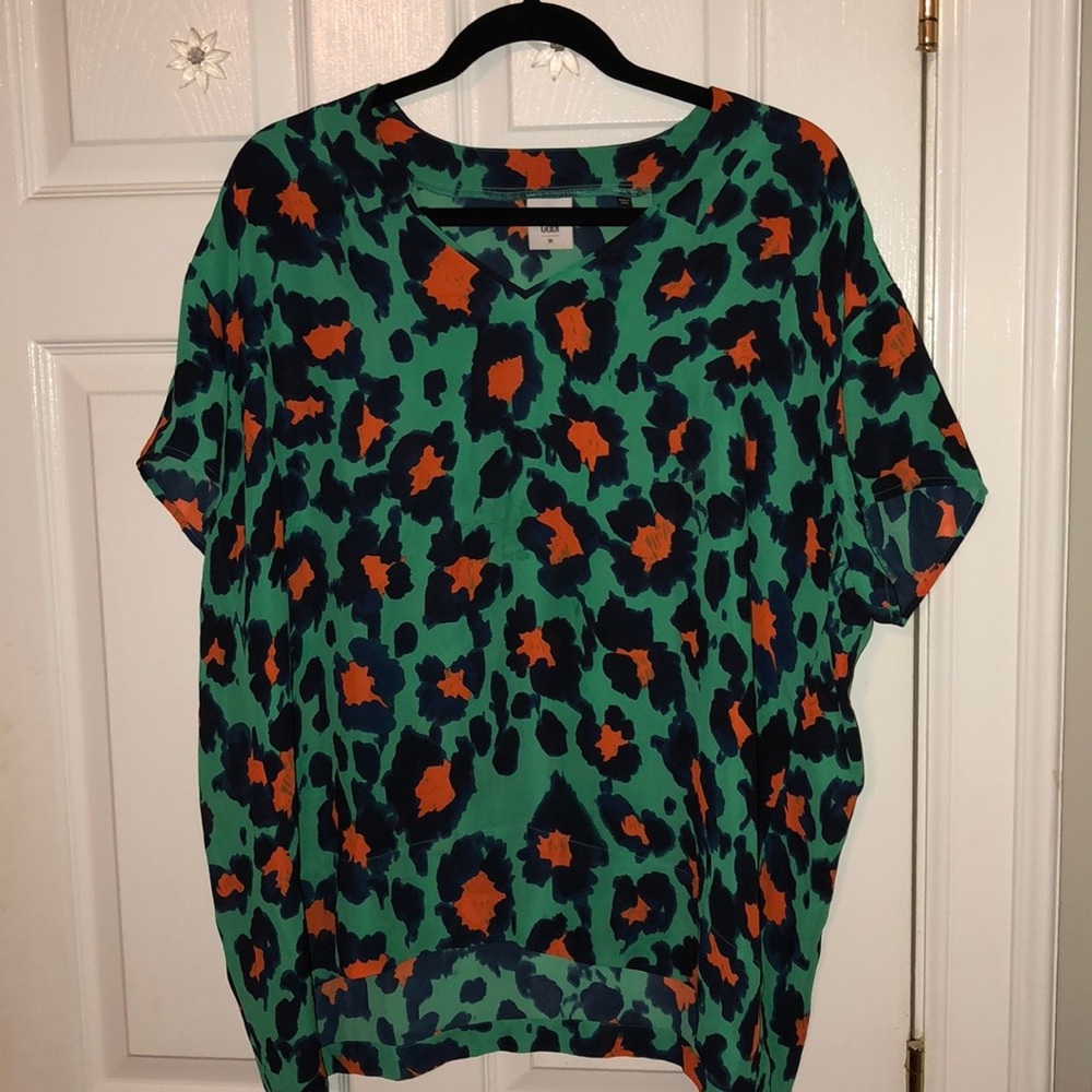 Cabi blouse size Medium EUC